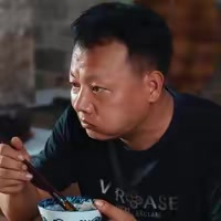 李北龙