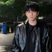 王文龍