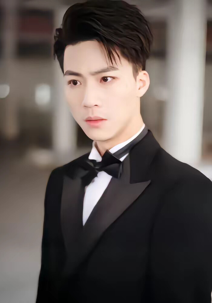 《她的腰肢》劇照