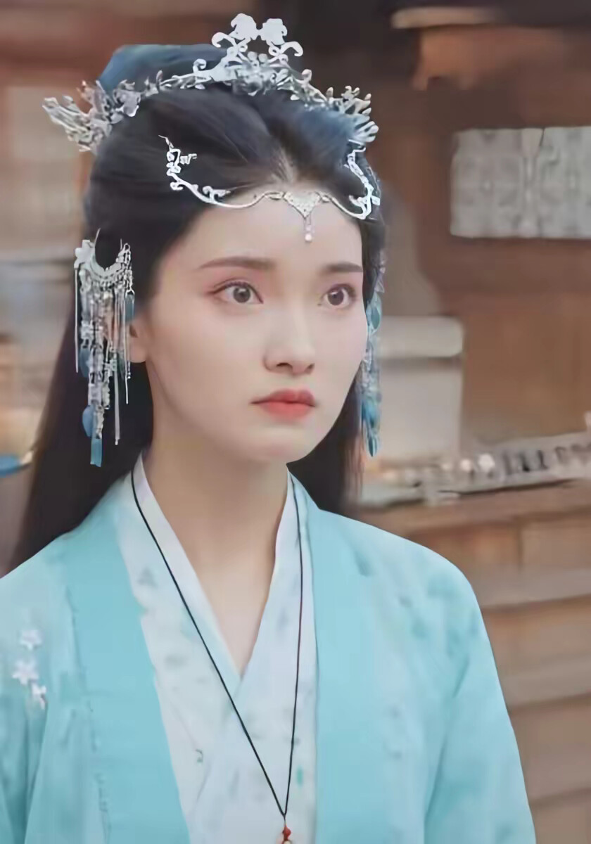 《開局帝境宗主，無限合成仙人長老》劇照