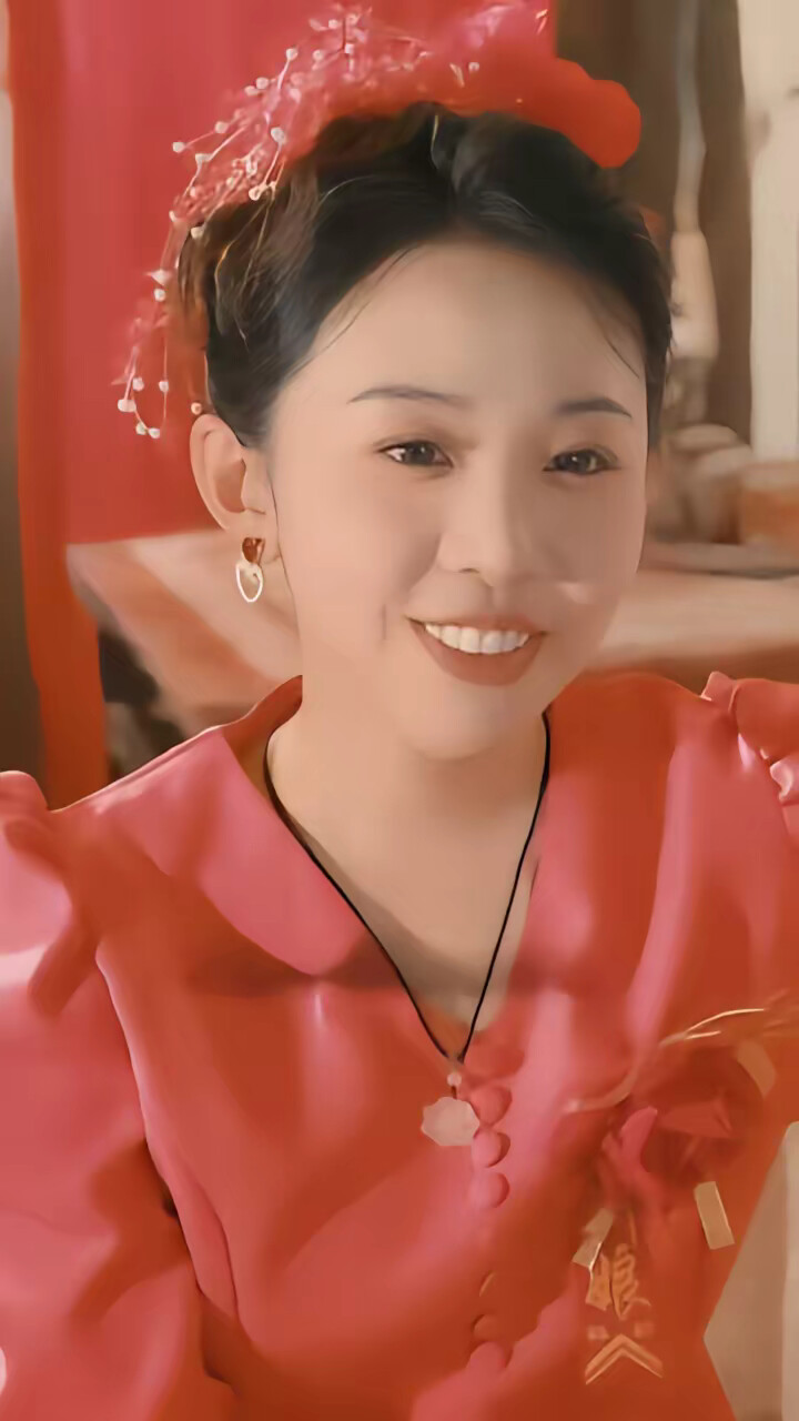 《被迫閃婚!我在八零撩糙漢》劇照