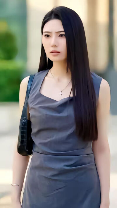 《離婚後發現自己是萬人迷》劇照