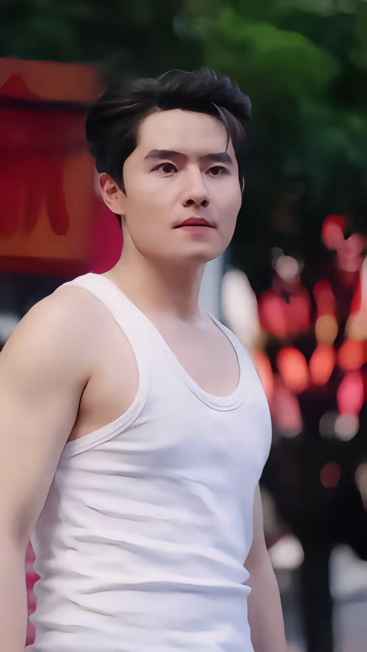 《教父相親！嬌妻要他墾荒種地》劇照