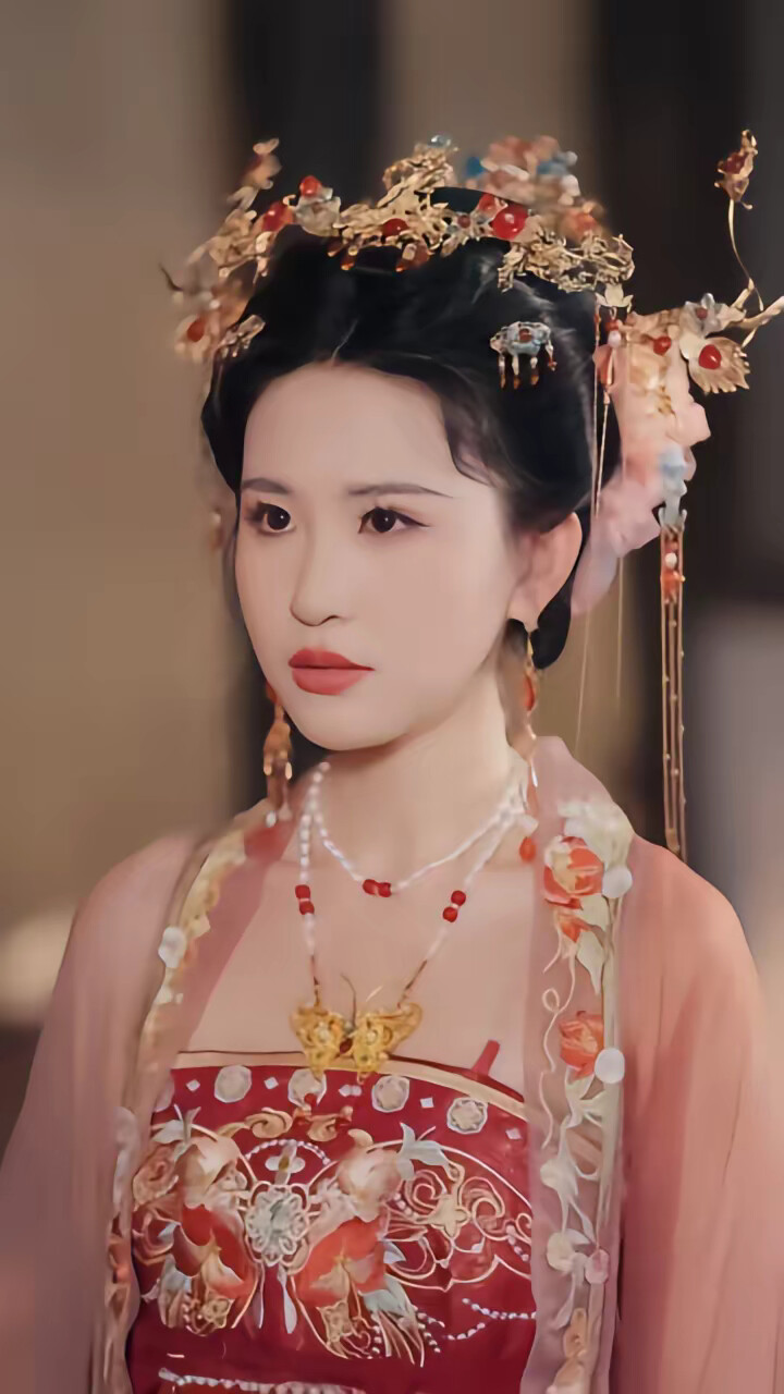 《陛下悔晚了！我娃都三個了》劇照