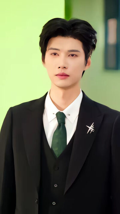 《重生後，竹馬靠邊我選天降》劇照
