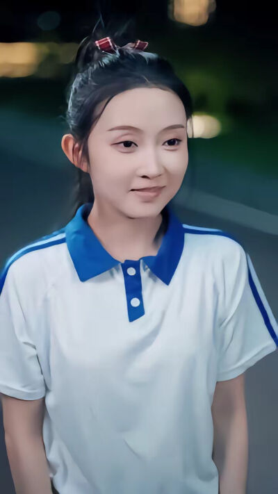 《重生被赶出家门，忽悠校花摆地摊》剧照
