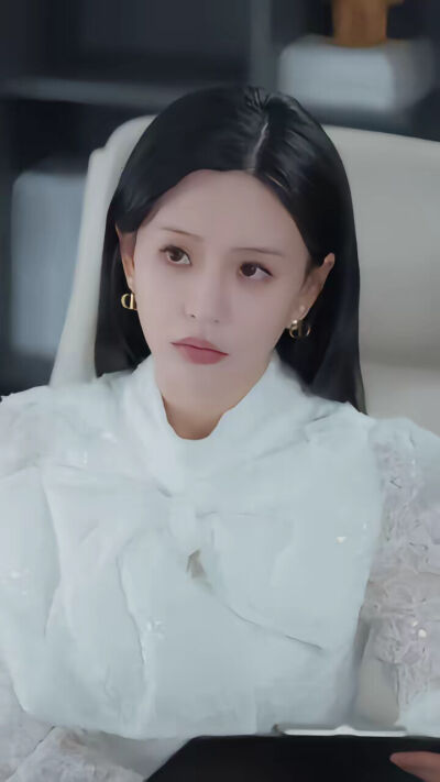 《刚毕业，被姐姐拉去闪婚》剧照
