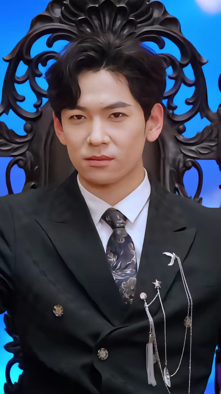 《龍霄神主》劇照