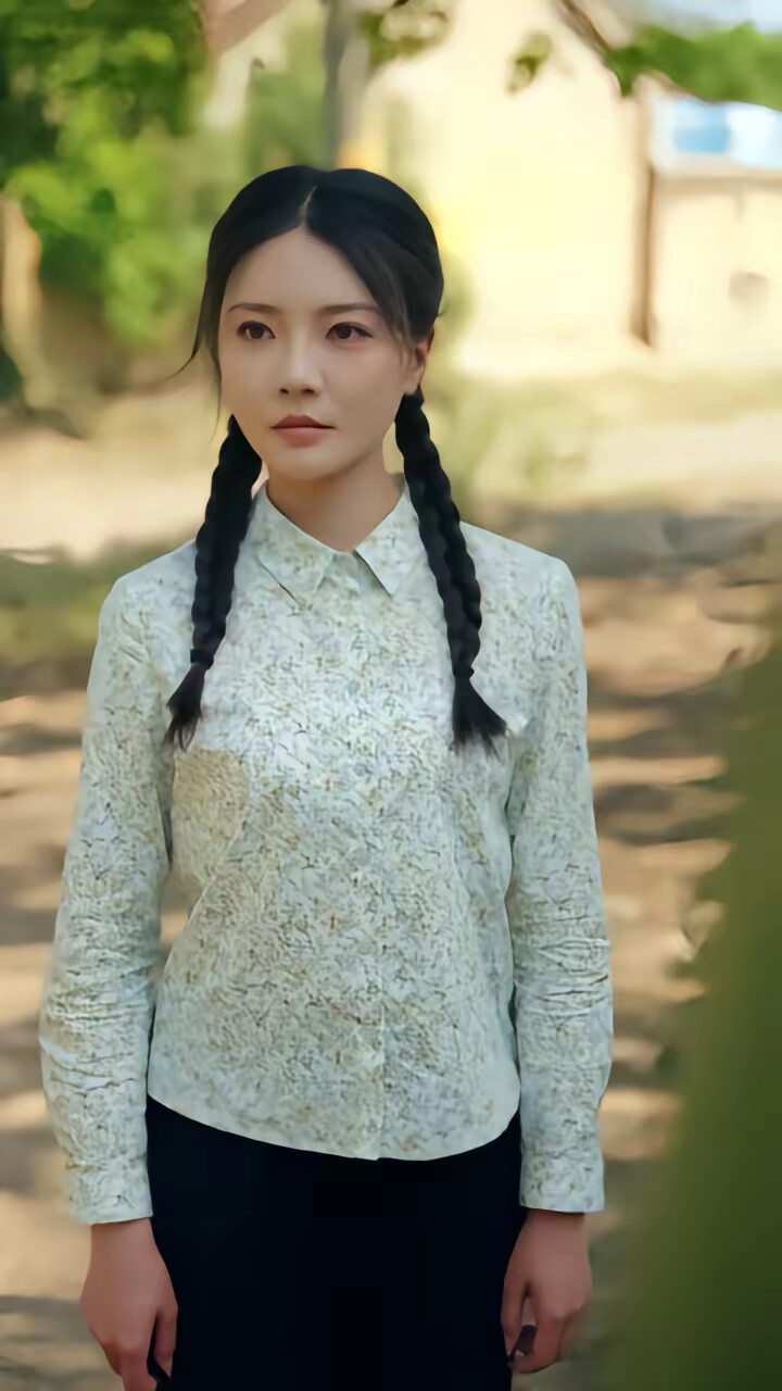 《剛退婚，首長親孫就打了結婚報告》劇照