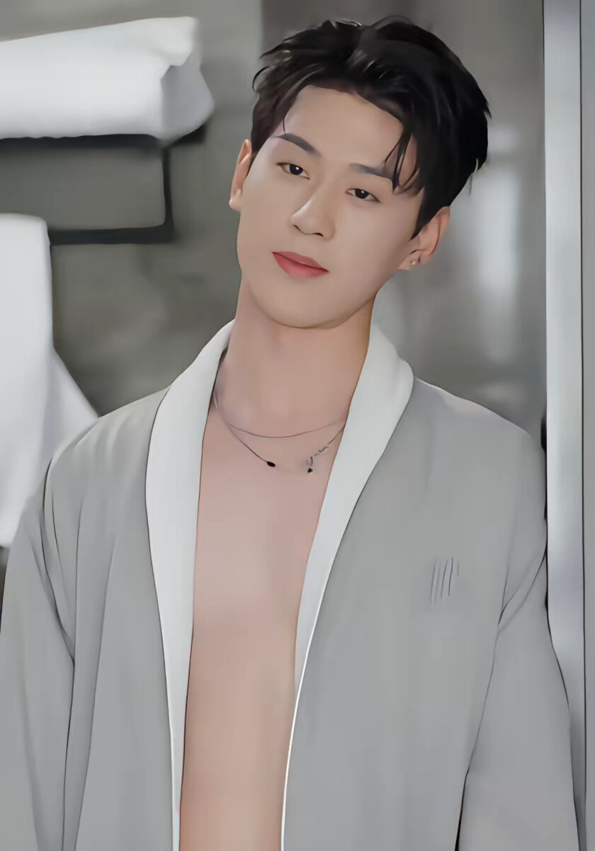 《炮灰女配不當戀愛腦》劇照