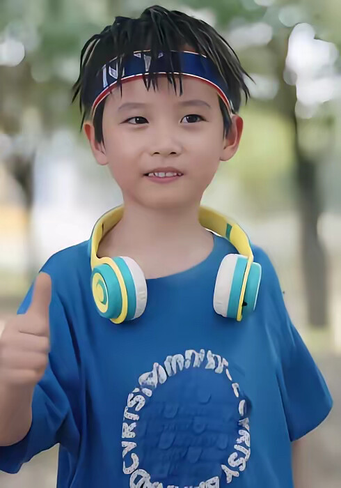 《四寶來襲爹地太難纏》劇照