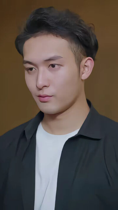 《開局龍王給我當小弟》劇照