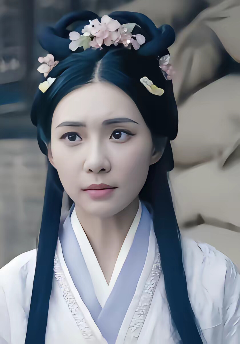 《震驚值拉滿，災荒年我靠系統翻身》劇照