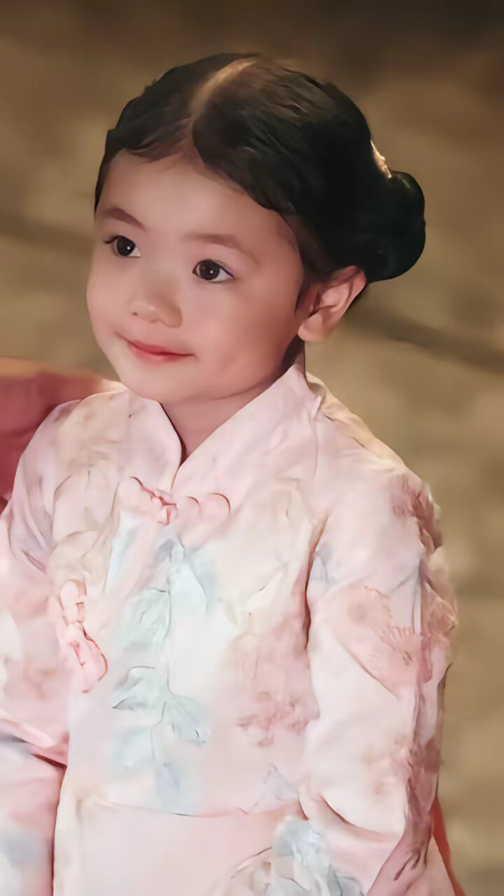 《督軍，你家奶糰子又錦鯉附體了》劇照