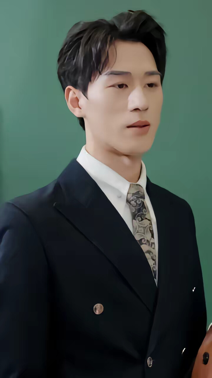 《炮灰女配不當戀愛腦》劇照