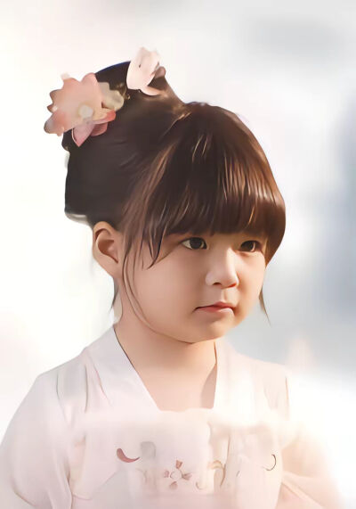 《老祖修仙千年还治不了这朵白莲啦》剧照