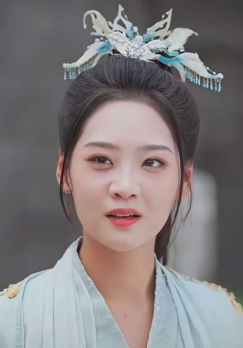 《開局帝境宗主，無限合成仙人長老》劇照