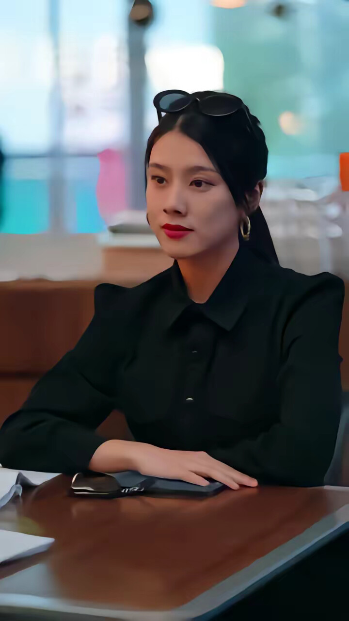 《閃婚後我跟總裁互換了身體》劇照