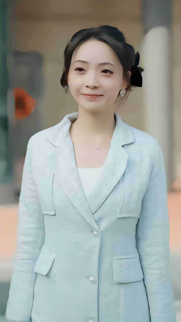 《炮灰女配不當戀愛腦》劇照