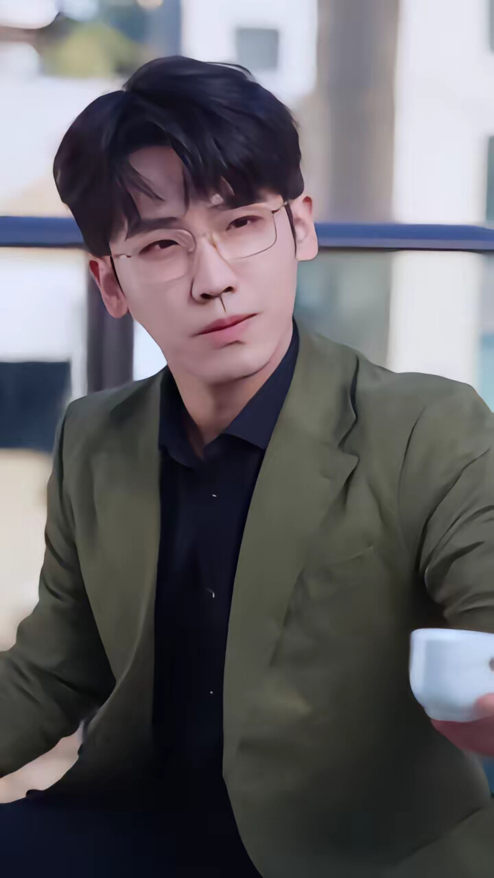 《危情暗涌》剧照