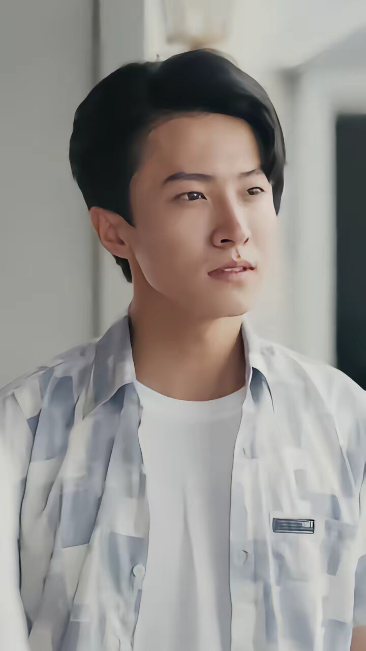 《回檔2000，開啟極品人生》劇照