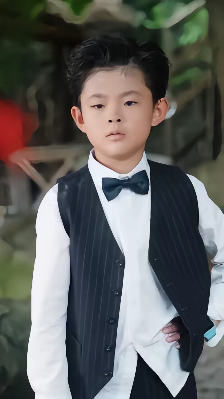 《魚燈搖紅映小滿》劇照