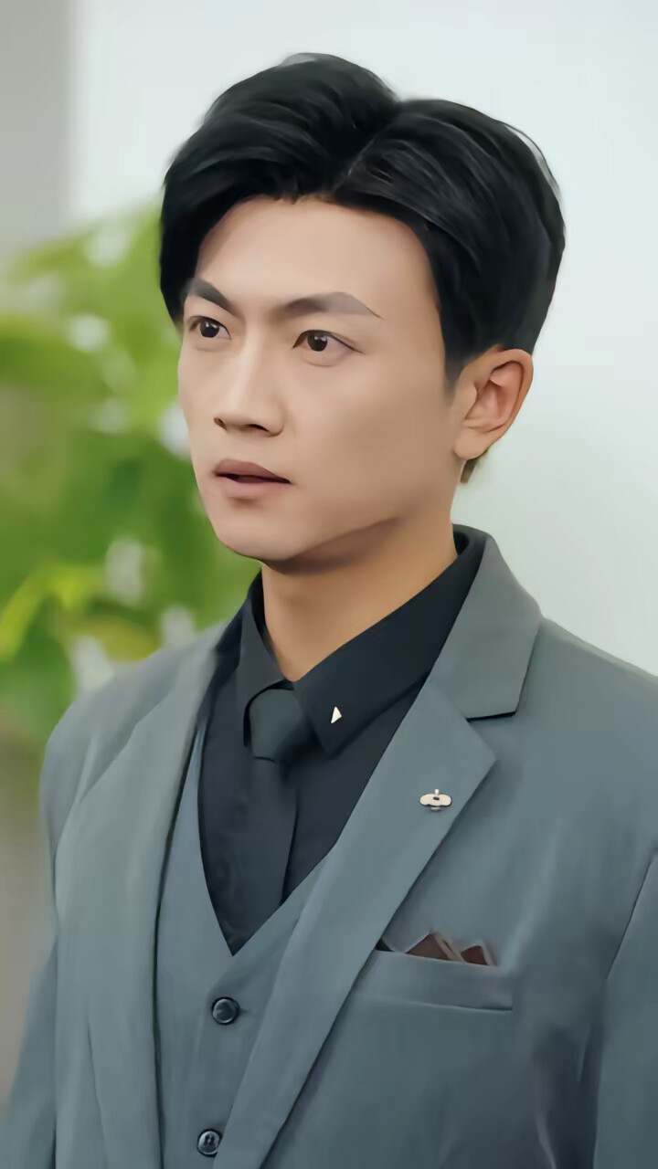 《错把恩情当能力》剧照