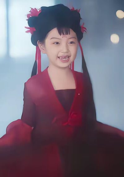 《地府两祸害惹得全城偷听八卦》剧照