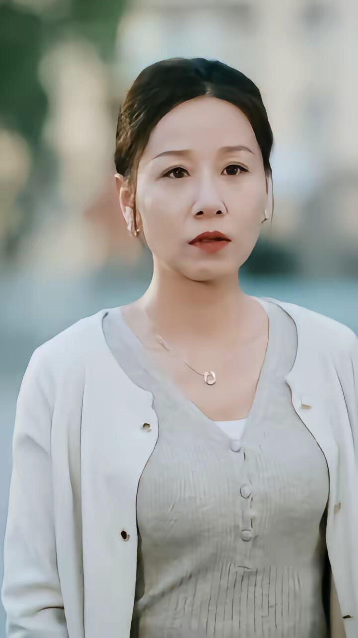 《半生念情长》剧照