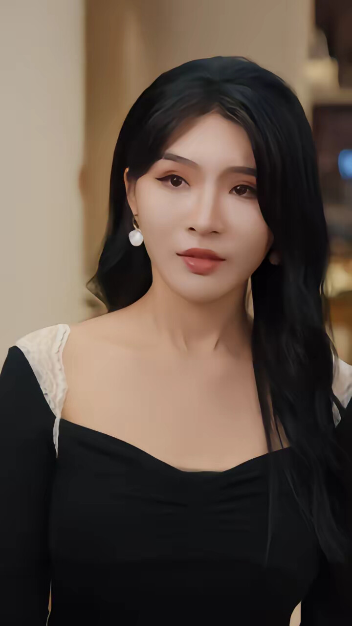 《消費十倍返利！我成了商界新貴》劇照