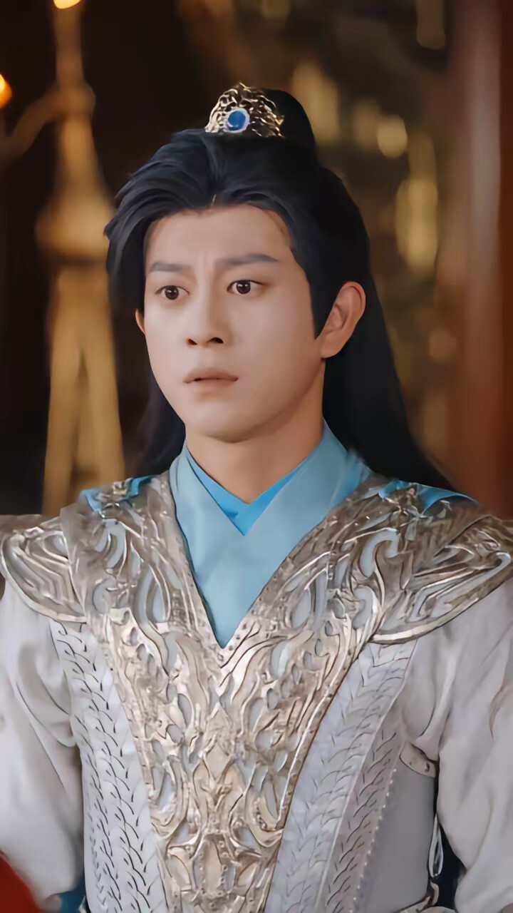 《提前登錄遊戲，開局聯姻女帝》劇照