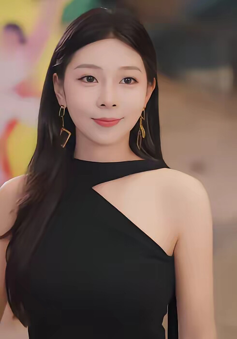 《消費十倍返利！我成了商界新貴》劇照