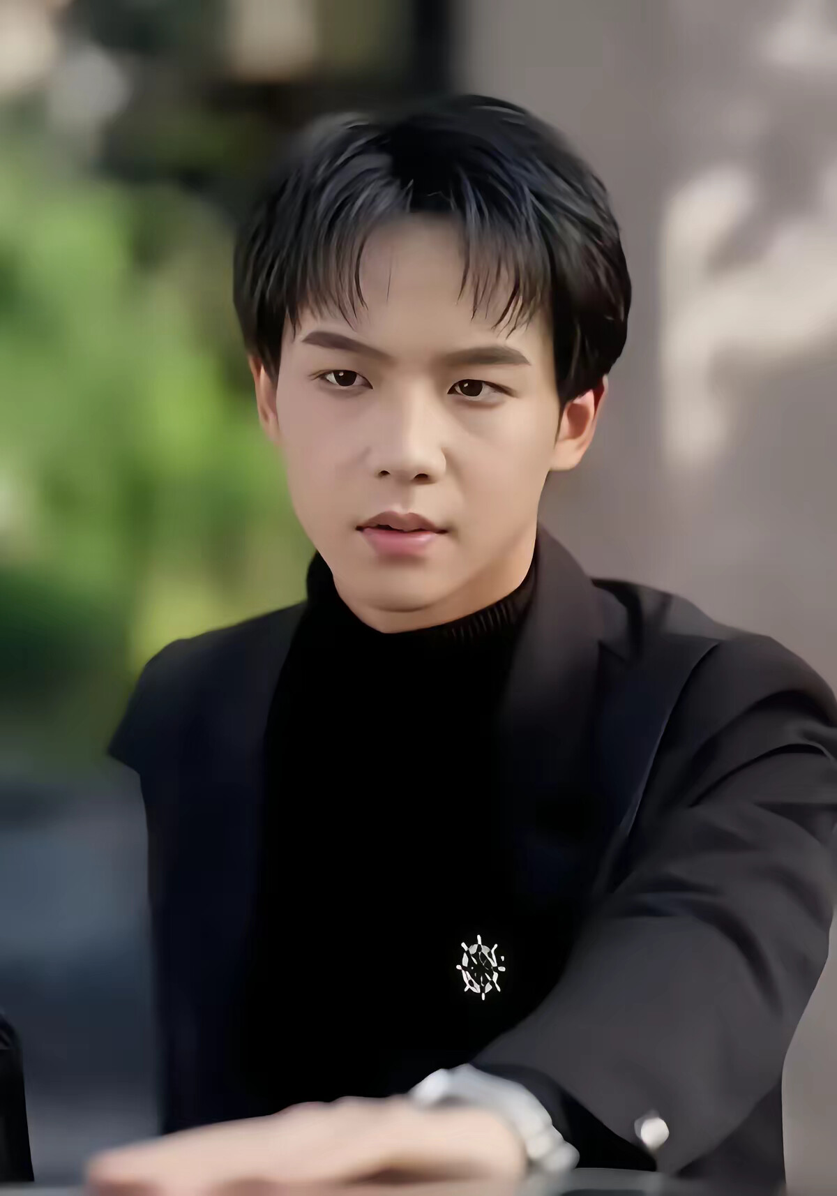 《改嫁京圈太子，竹馬們悔不當初》劇照