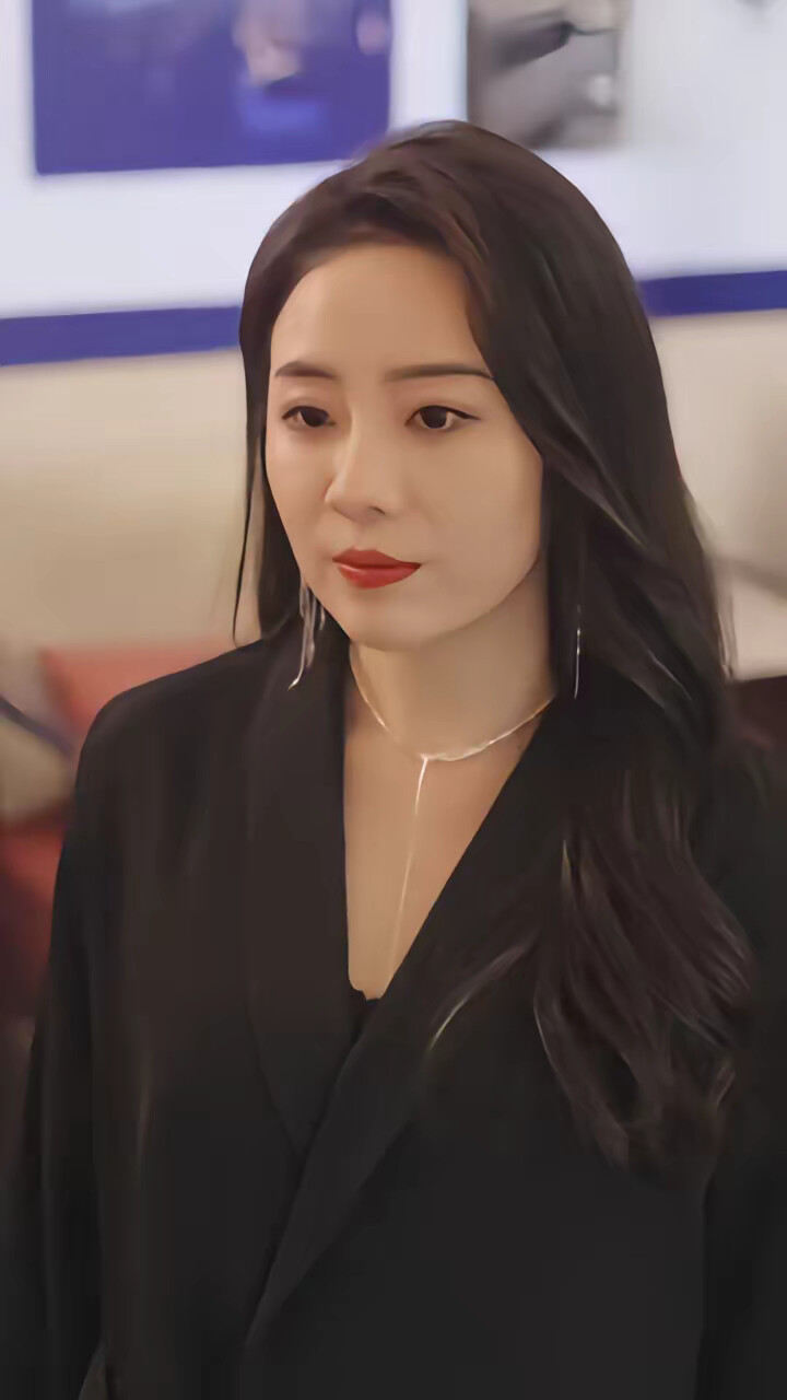 《離婚後前夫破防了》劇照