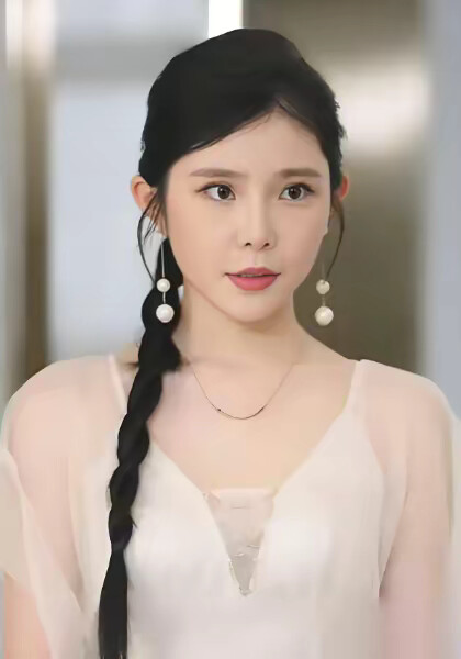 《她曾情深》劇照