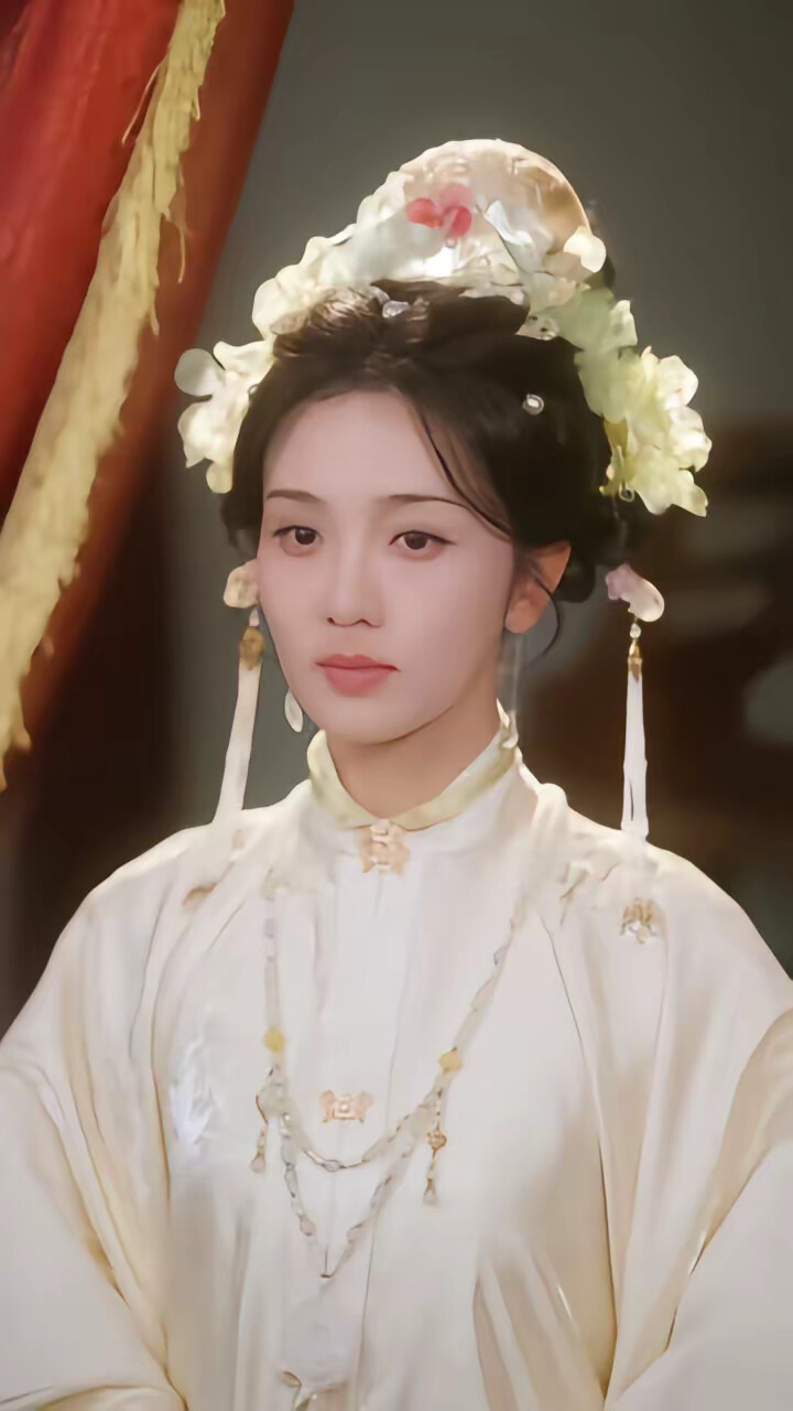 《寫崩皇帝人設後，我被他讀心了》劇照