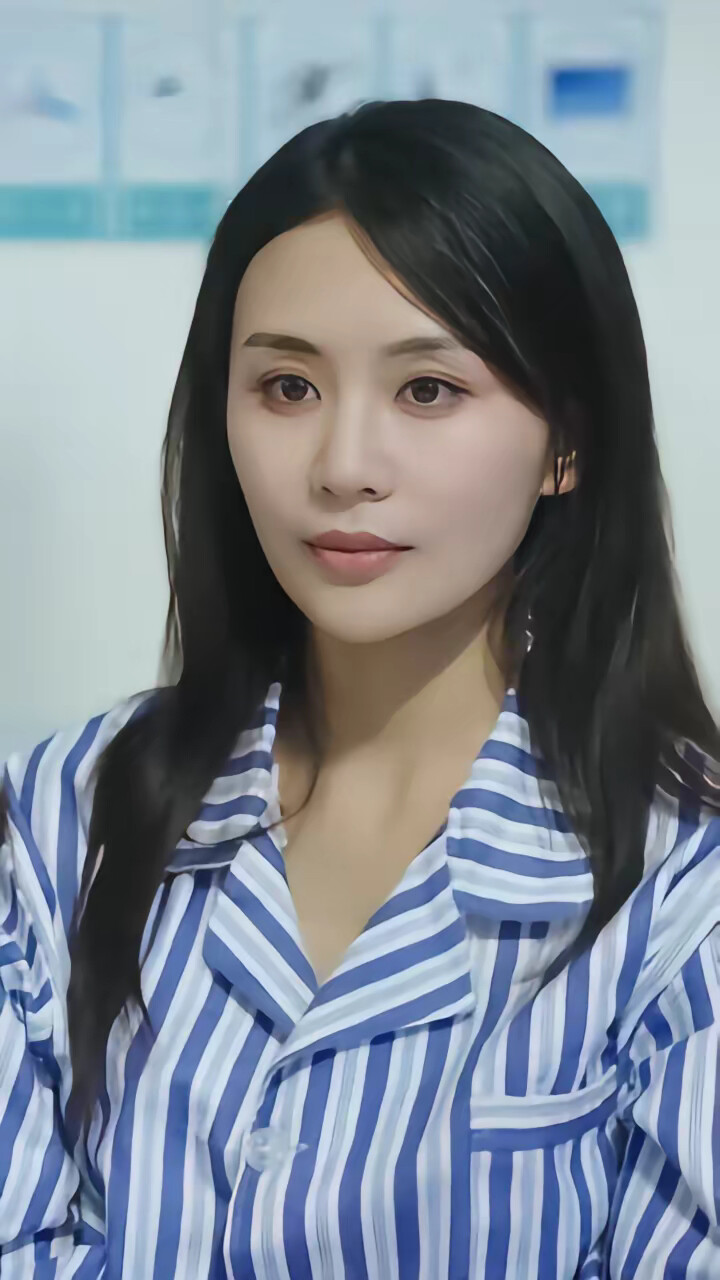 《重生以后妈咪靠我虐翻渣男》剧照