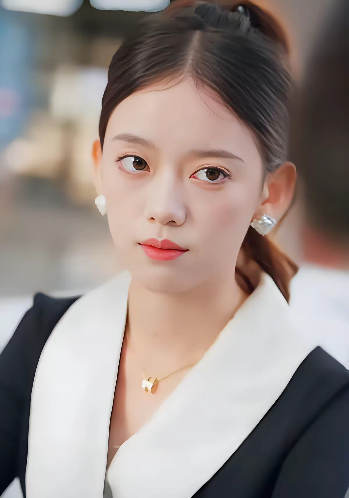 《愛你不值得》劇照