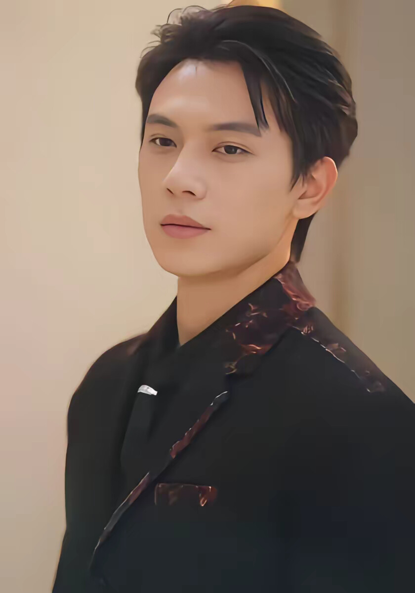 《都把我當替身，我拿錢走你哭啥》劇照