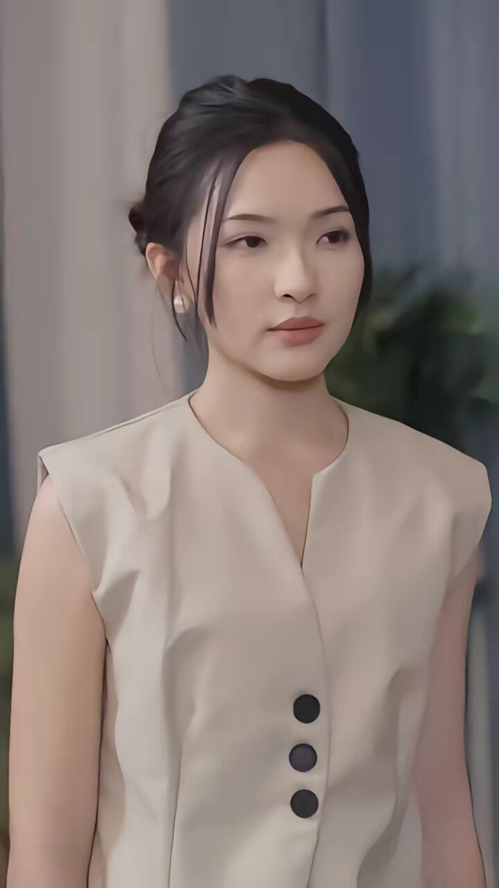 《出國七年後，丈夫哭著求我和女兒回頭》劇照