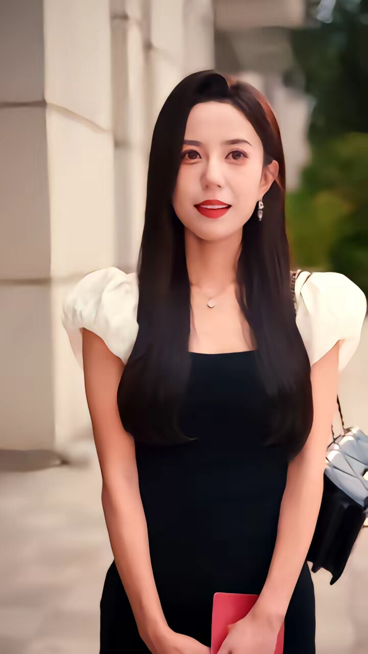 《未婚夫娶裝病女後我閃婚了》劇照