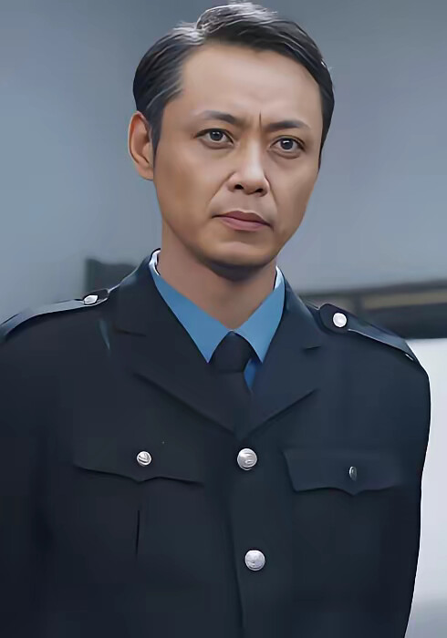 《警花別慌！我帶系統來救場》劇照