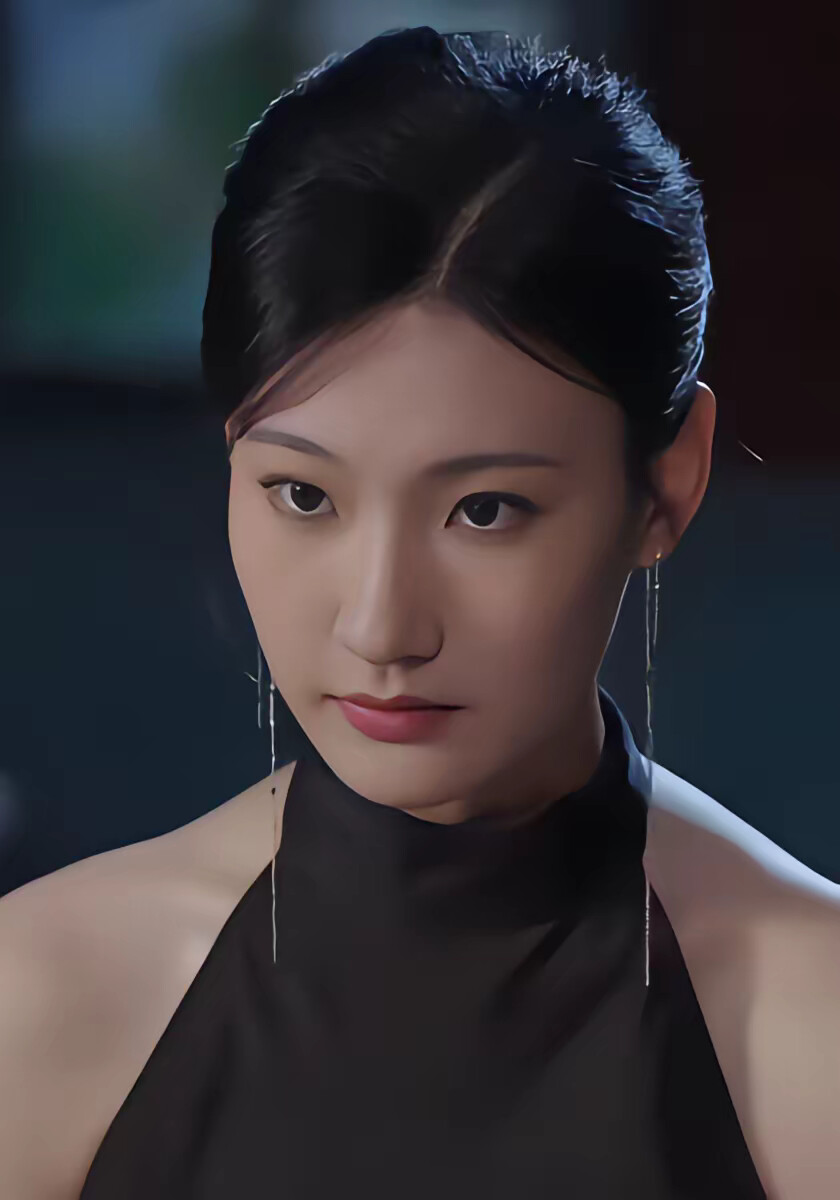 《他發工資，我發收購函》劇照