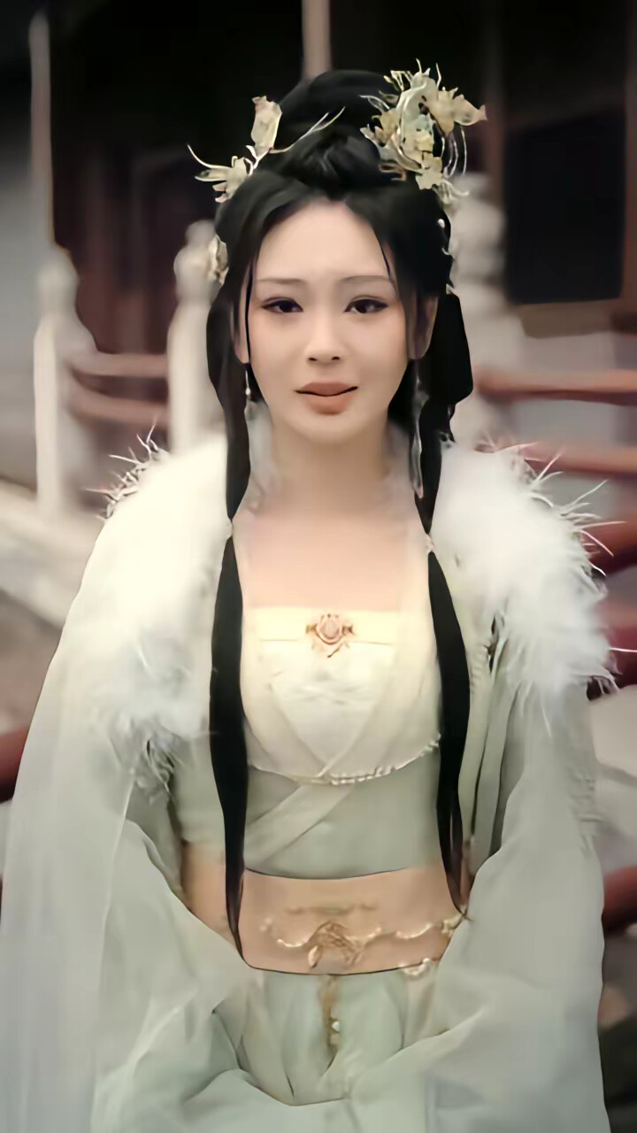 《首充6元即贈角色女劍仙》劇照