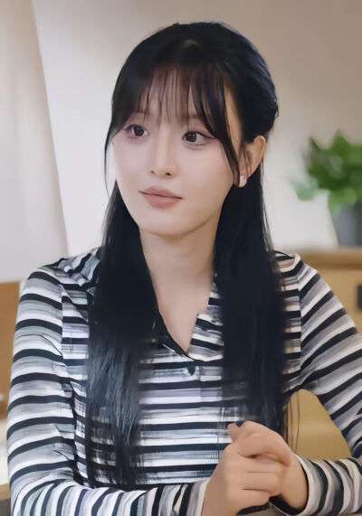 《被裁员后回到小县城养老》剧照