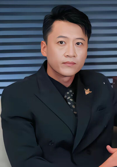 《與你相識恰逢春》劇照