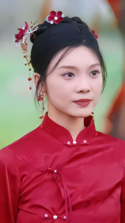 《闪婚豪门总裁宠妻悠着点》剧照