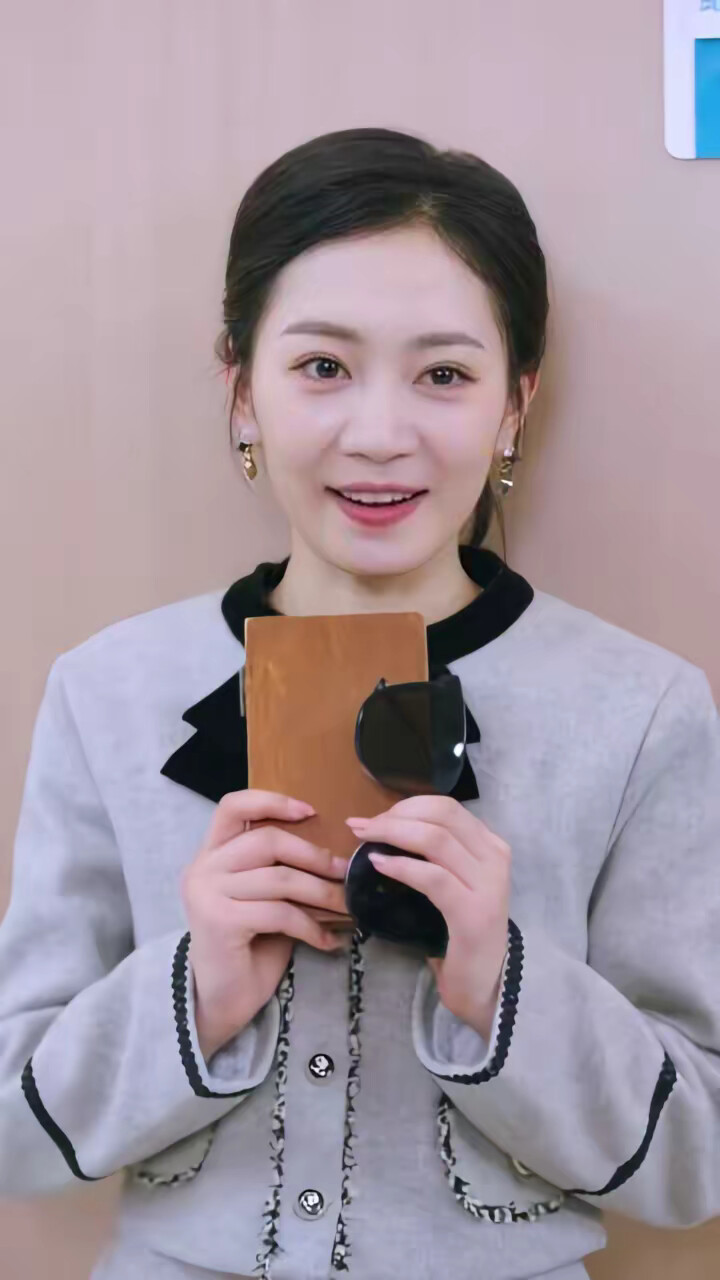 《真千金覺醒後颯爆全球》劇照