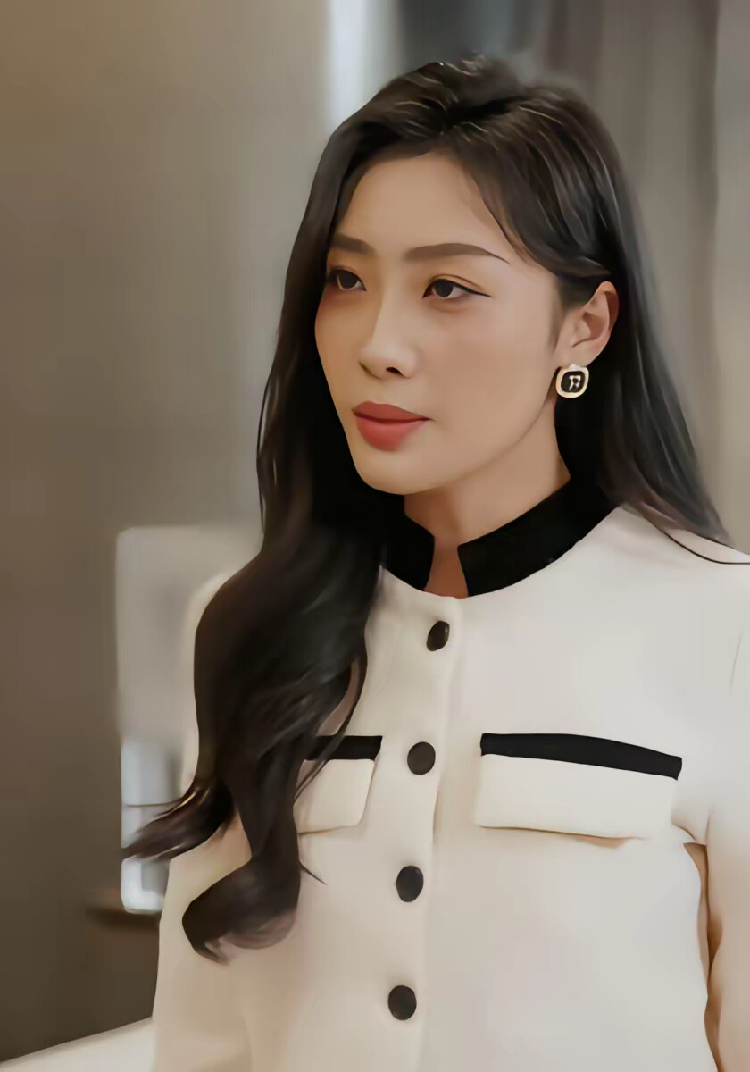 《錯許流年嫁星辰》劇照