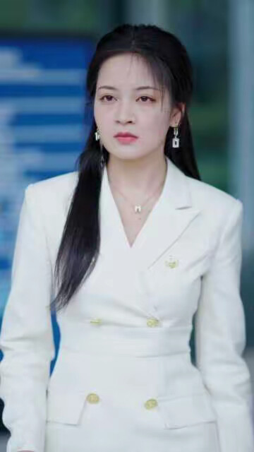 《月光照遺骨，雪葬未亡人》劇照